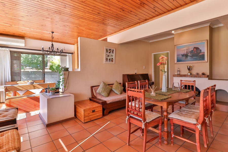 3 Bedroom Property for Sale in Berg En Dal Western Cape